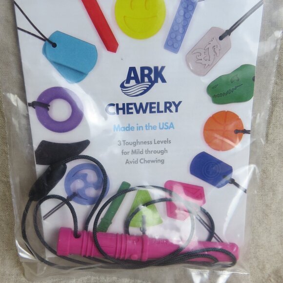 ARK Bite Saber® Sensory Chewelry Necklace, Pink for Moderate Chewing NEW - Picture 3 of 6